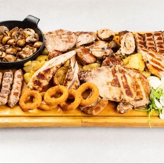 Plata 'Gladne oči' za 3 osobe