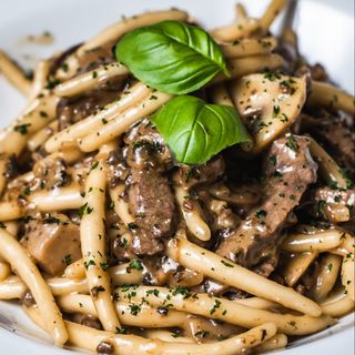 Pljukanci s beefsteak komadićima i tartufima