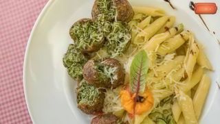 Špinat okruglice s pennama i tikvicama