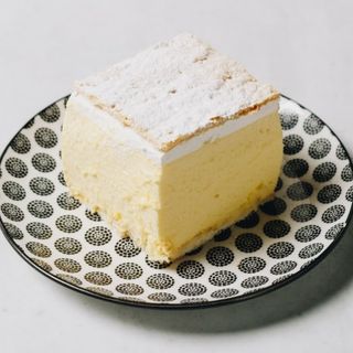 Kremšnita + Coca-cola 0,5 l