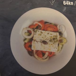 Opa! tradicionalna grčka salata