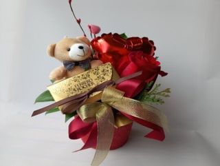 Zlatno crvena radost – romantični aranžman