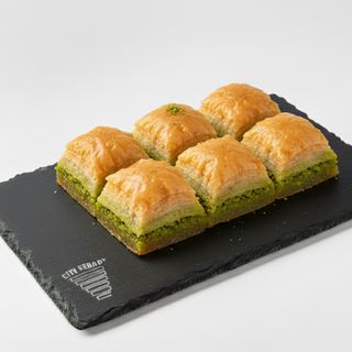 TURSKA BAKLAVA S PISTACIJAMA (6 kom)