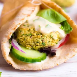Meni salata vege kebab