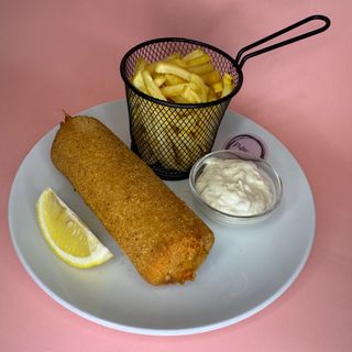 Pohana pulačinka piletina + pommes frites