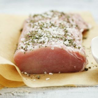 Domaći ombolo s prilogom i lepinja