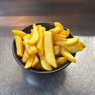 Domaći mladi krumpir