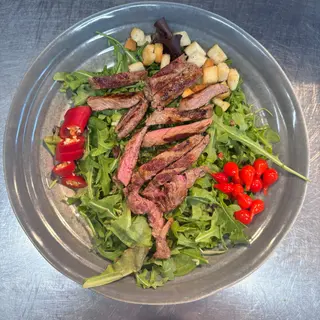 Beef salata 