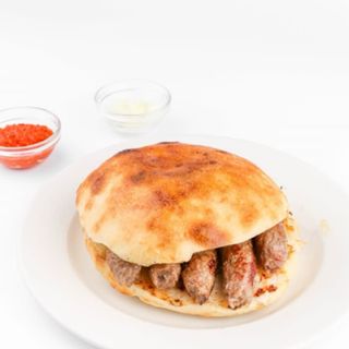 4. Kombinacija u lepinji