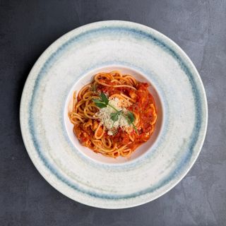 Piletina sa šalšom i špagetima