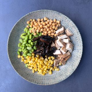 Edamame pileća salata