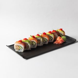 Uramaki Sunset wave roll