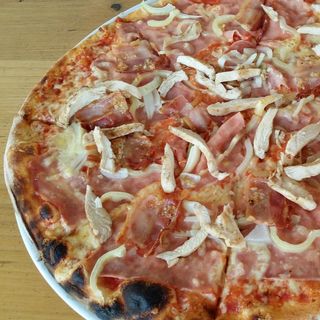 Pizza Con Pollo