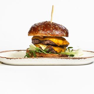 Burger Balkanika XXL