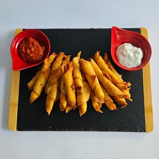 Taquitos  sa sirom