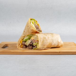 ‘Tortilja s junetinom + pomfrit