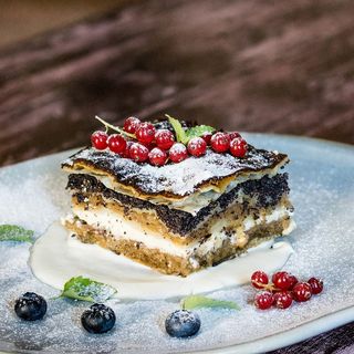 Međimurska gibanica na kremi od karamele