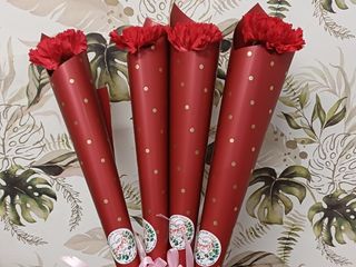 Crveni karanfil aranžitani