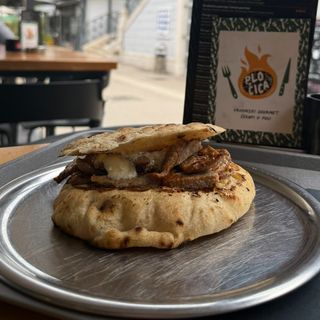 Teleće krpice i kajmak