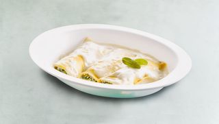 Cannelloni s ricottom i bechamelom