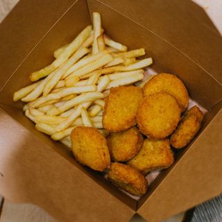Nuggets Fries L