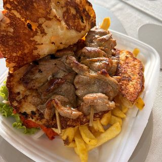 Ražnjići u lepinji