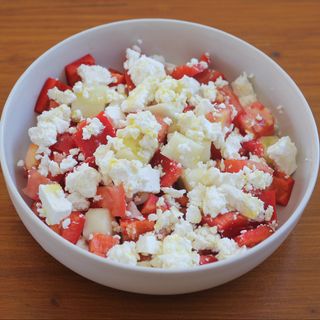 Šopska salata (prilog)