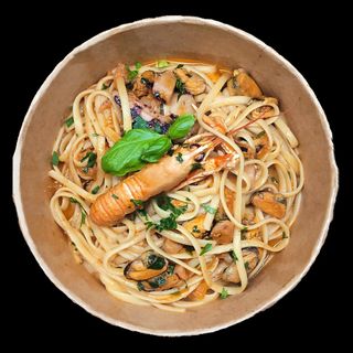 Linguini s plodovima mora