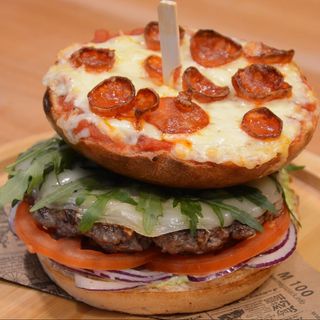 Pizza Hit Killer burger