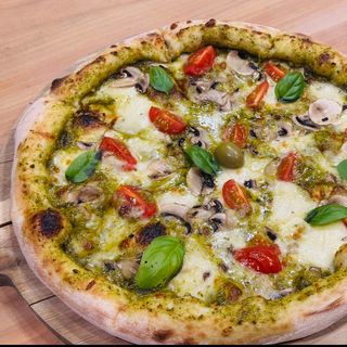 Pesto boss pizza