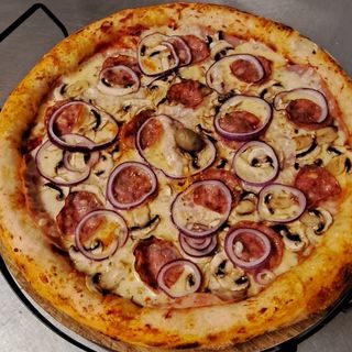 Lovačka Pizza 