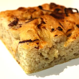 Focaccia ŠPEK I LUK