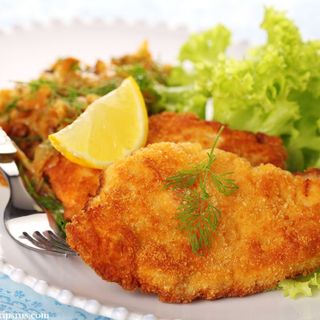 Pohani otkošteni pileći zabatak, salatni buket