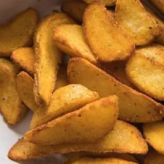 Wedges prženi krumpirići