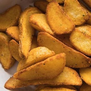 Wedges prženi krumpirići