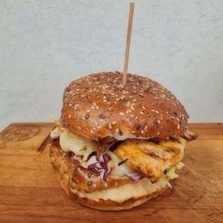 Brioche Burger sendvič s piletinom
