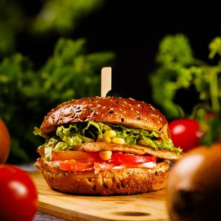 Pileći file sendvič