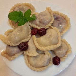 Vareniki Ukrajinski s višnjom 10 komada