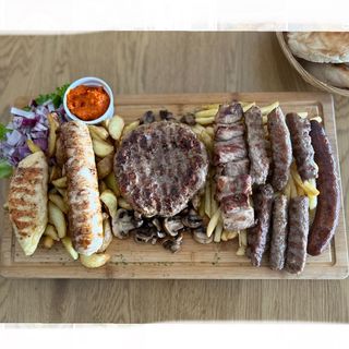 Gurman plata za tri osobe