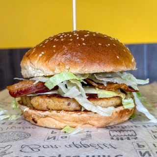Chicken Bacon Burger