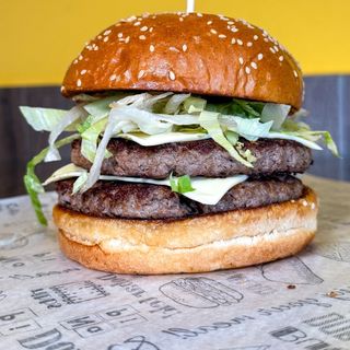 Cheeseburger double