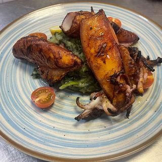 Lignje grill s blitvom