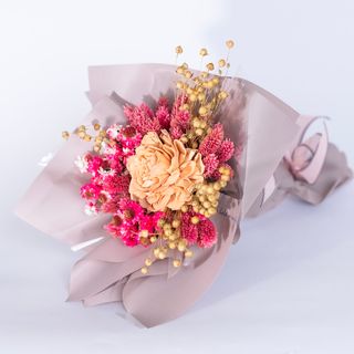Dry Flower Buket Rosa