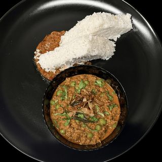 Janjeći curry na šrilankanski način (Hill Country Style Lamb Curry)