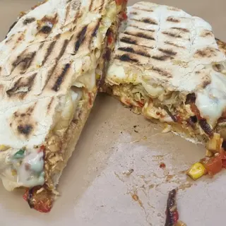 Roasted Chicken Deluxe Sendwich