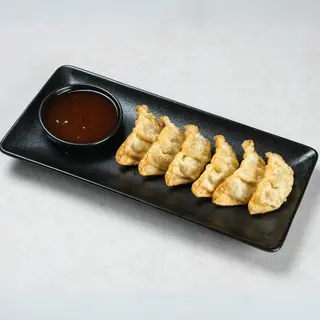 Pileća gyoza