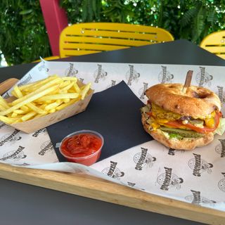 Pizzaholic classic double burger menu