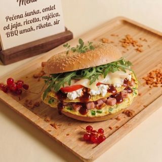 Bagel šunka sa jajima