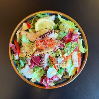 18. Salata od hobotnice