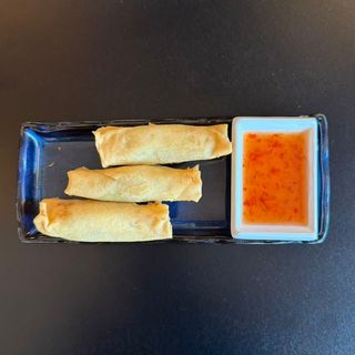 42. Spring rolls 3 komada